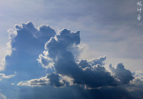 云似隐喻