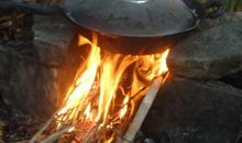 森林里生火的歇后语