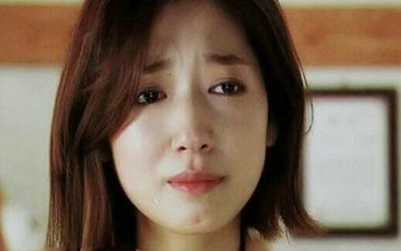 无论您年龄多大，当您受委屈时，您都会哭很多。 1个