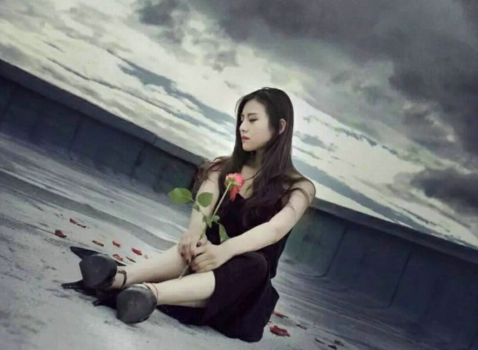 多爱自己,不要再想无用的人