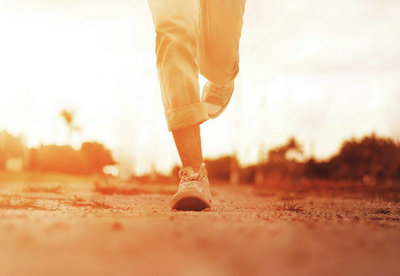 在路上奔跑的励志句子