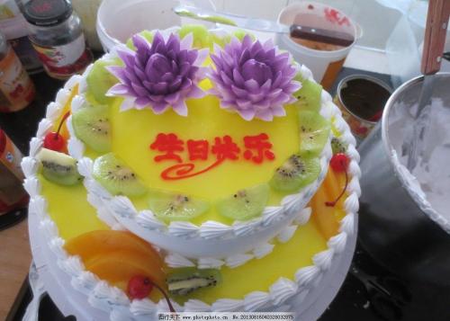 生日蛋糕简短而独特