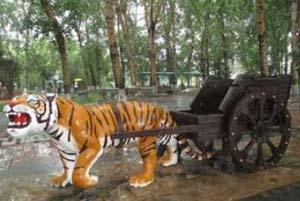 寓言在老虎的嘴上拔毛