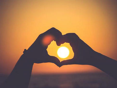 让自己快乐地生活，是对爱情的最好解释1