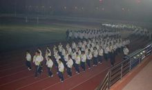 班级跑操霸气的口号16字