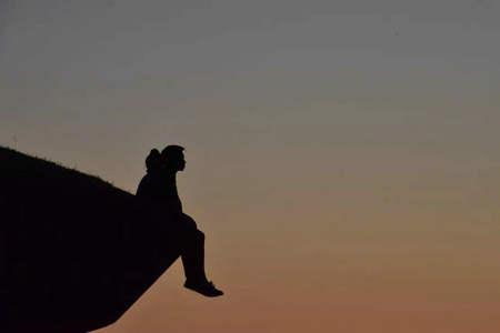 慢慢改变自己，希望自己能成为一个照亮自己的人1