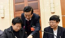 交头接耳造句子大全