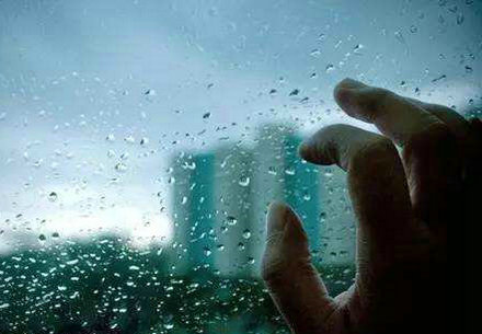 总是提醒自己，我不太爱你，但是我不能因为痴迷于它而放弃它。 1个