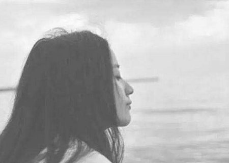 世界上的一切都可以屈服，但情感不能屈服