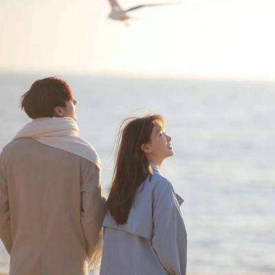 当我遇见你时,我不再喜欢一个人,我喜欢你