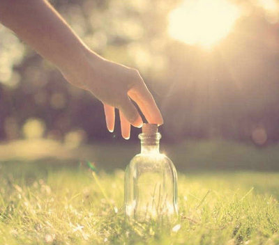 人生的一半是从努力开始的,另一半则来自选择。 1个