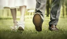 爱情的句子经典语句：爱情的感情线，你与我只有一线之隔