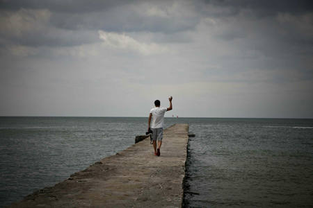 生活可能就是这样，我不知道该如何前进，我们仍然必须勇往直前1