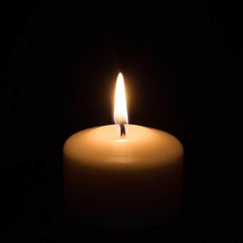 悼念英雄的一首好诗