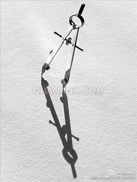 经典语录：为什么指南针可以画圆？因为脚在走路，所以心不会改变