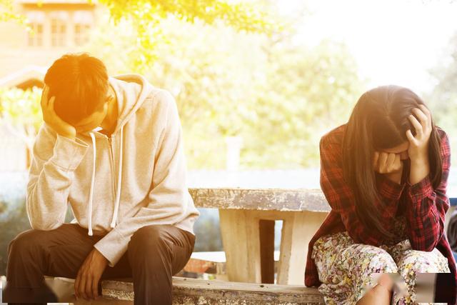 谈论情人节分手，并发送句子至Moments 2