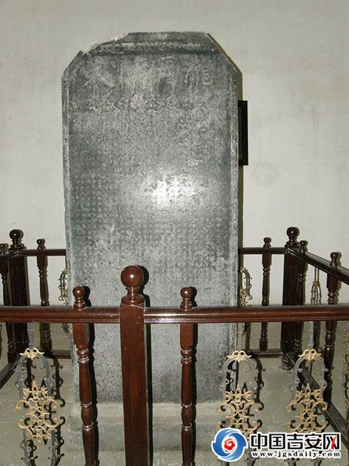 评估这些贵族家庭的座右铭和准则