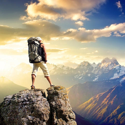 从未贫穷的成年人