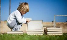 请告诉孩子：不读书，换来的是一生的底层