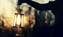 深夜，为我而留的那盏灯