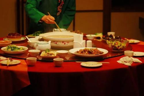 “个人”，关于春节的最佳闲聊