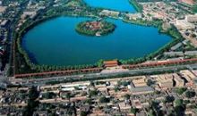 卞之琳：中南海