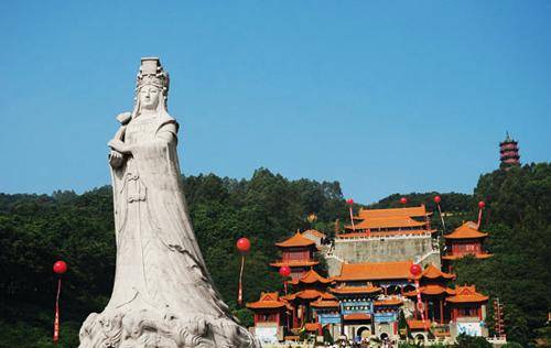 温逸多：初夏一夜的印象