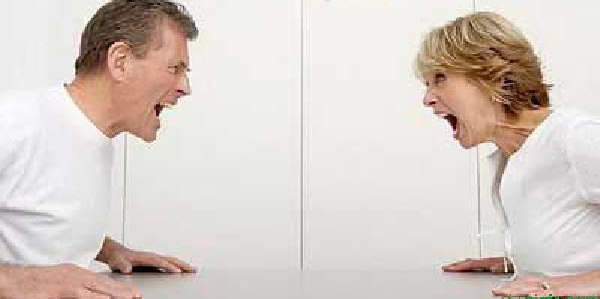 对丈夫特别不满的句子。对丈夫2不满意