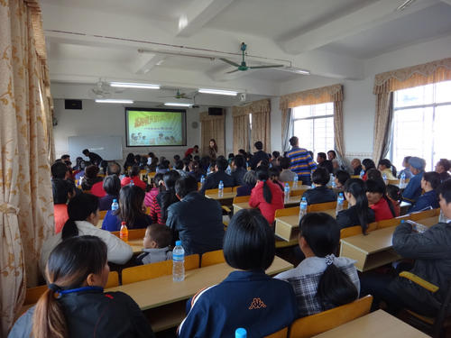 六年级家长会总结