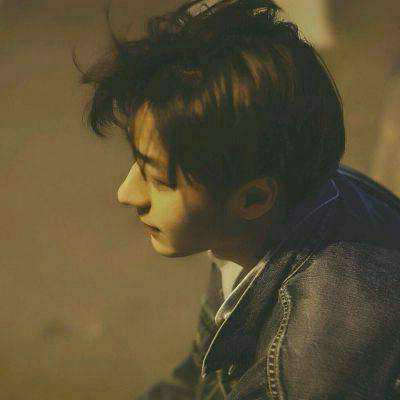 孤独是一个空城,我生活在其中