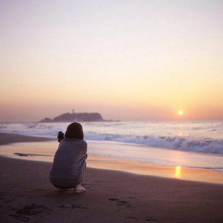 最后的早晨和黎明想到了你，想起了你，来到了这里