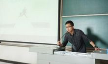 俞敏洪：自比蜗牛坚信奋斗改变命运