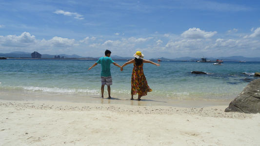 为什么我们鄙视年轻人