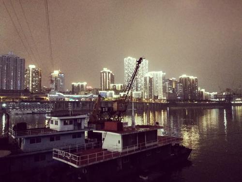 杜甫：Ku州歌十句·中巴东巴东山