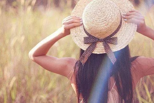 经典语录:如果您想成为不可替代的人,那么您必须与众不同