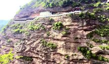 杜甫：乾元中寓居同谷县作歌七首·男儿生兏成名身已老