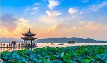 赞美西湖的现代诗