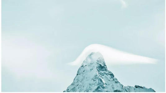 “我从985毕业,月薪2500”:分布低,使人们日趋平庸