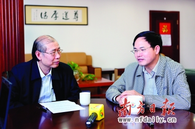 市委书记含泪推荐的短文:“山国”