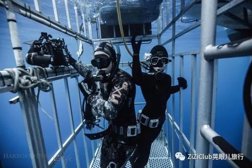 早点出门，晚点回来