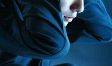 我想成为坐在路边鼓掌的人