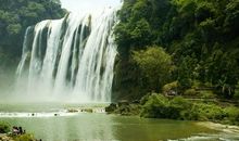 美丽的大自然作文：黄果树大瀑布