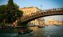 没有谁的幸福值得你去羡慕