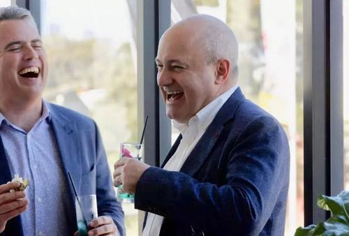 “空”失败,因为您可以重写未来