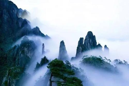 描绘祖国四个季节的诗