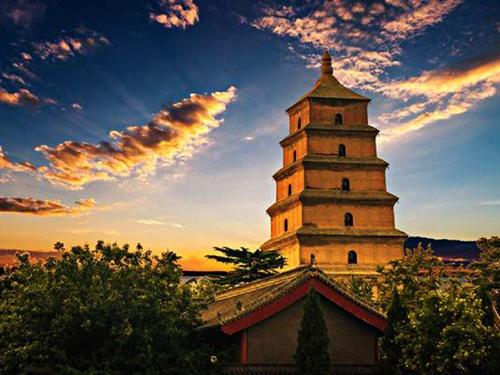 岑参：高石，薛世登和慈恩寺的浮画