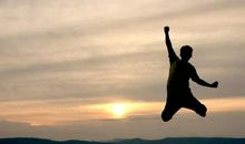 成功就是别人的灯关了，你的灯还亮着