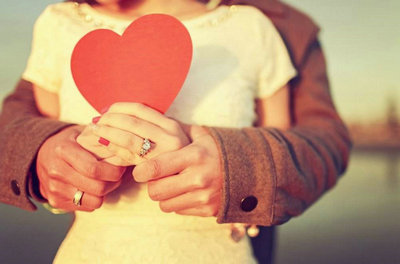 当你爱一个人时,你根本无法控制它