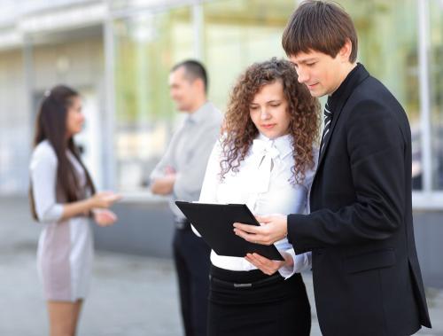 工作两年后，您需要克服的最重要的事情是“工作场所的形式化”