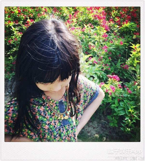 小安妮:漂亮的女孩